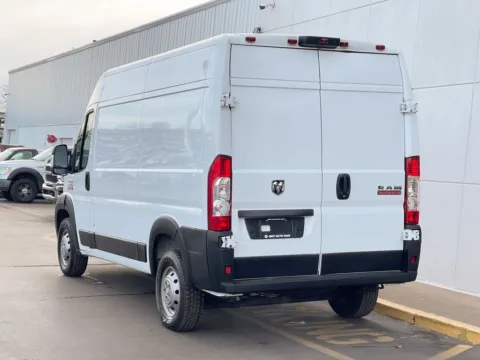 More photos of 2019 Ram ProMaster 2500 High Roof at Indy Auto Man - Indianapolis, IN
