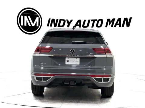 More photos of 2021 Volkswagen Atlas Cross Sport 3.6L V6 SE w/Technology R-Line at Indy Auto Man - Indianapolis, IN