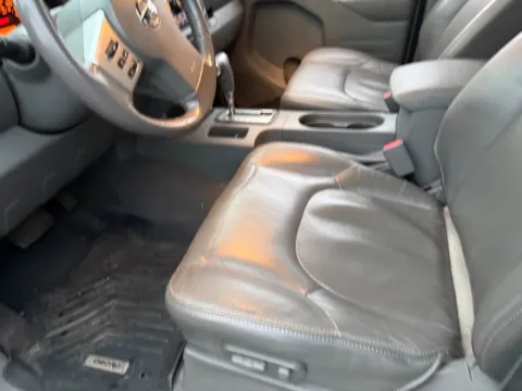 More photos of 2019 Nissan Frontier SL at Indy Auto Man - Indianapolis, IN