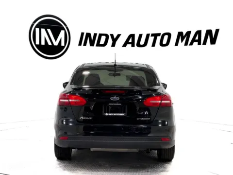 More photos of 2017 Ford Focus Titanium at Indy Auto Man - Indianapolis, IN
