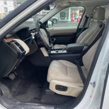 More photos of 2018 Land Rover Discovery HSE at Indy Auto Man - Indianapolis, IN