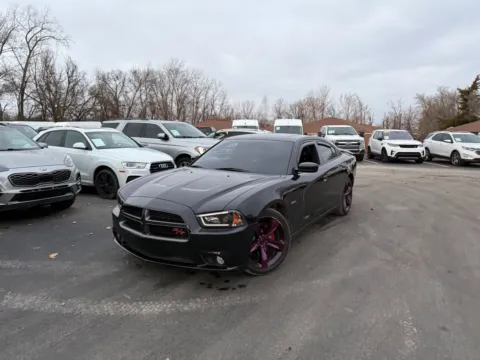 Photos of 2014 Dodge Charger R/T for sale in Indianapolis, IN at Indy Auto Man - Indianapolis