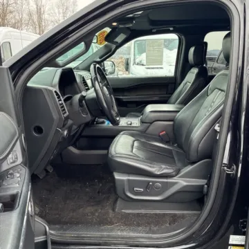 More photos of 2019 Ford Expedition Max Limited at Indy Auto Man - Indianapolis, IN