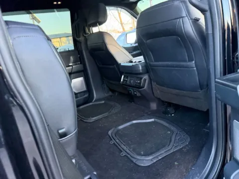 More photos of 2022 Ford F-150 Lariat at Indy Auto Man - Indianapolis, IN