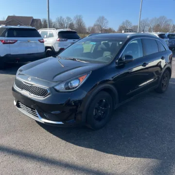 Photos of 2019 Kia Niro LX for sale in Indianapolis, IN at Indy Auto Man - Indianapolis