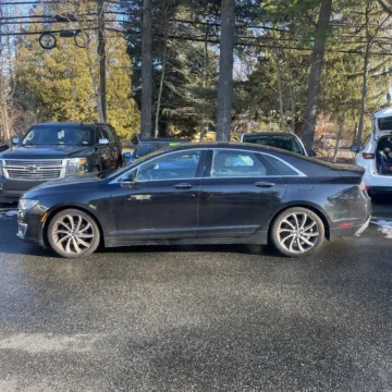 Another view of 2019 Lincoln MKZ Reserve for sale in Indianapolis, IN at Indy Auto Man - Indianapolis