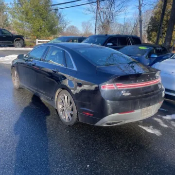 More photos of 2019 Lincoln MKZ Reserve at Indy Auto Man - Indianapolis, IN