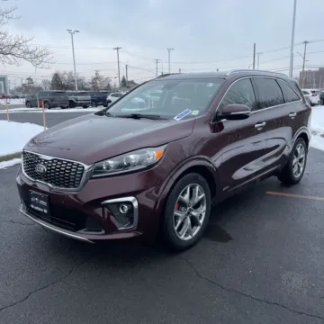Photos of 2019 Kia Sorento SX for sale in Indianapolis, IN at Indy Auto Man - Indianapolis