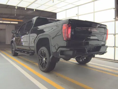 More photos of 2019 GMC Sierra 1500 AT4 at Indy Auto Man - Indianapolis, IN