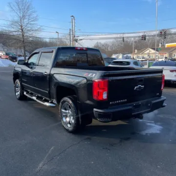 More photos of 2018 Chevrolet Silverado 1500 LTZ 2LZ at Indy Auto Man - Indianapolis, IN