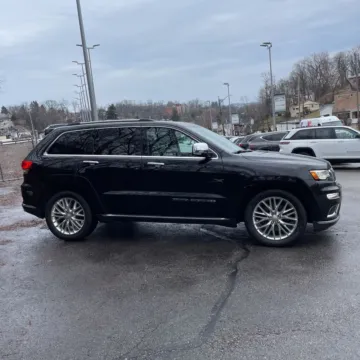 Another view of 2018 Jeep Grand Cherokee Summit for sale in Indianapolis, IN at Indy Auto Man - Indianapolis