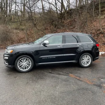 More photos of 2018 Jeep Grand Cherokee Summit at Indy Auto Man - Indianapolis, IN