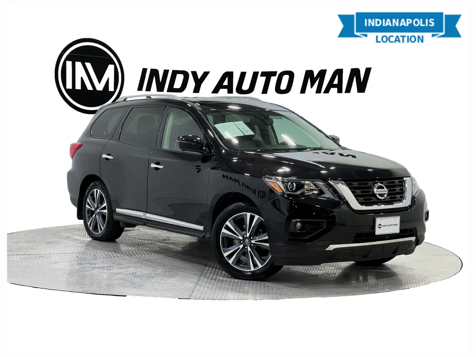 Black 2019 Nissan Pathfinder Platinum for sale in Indianapolis, IN