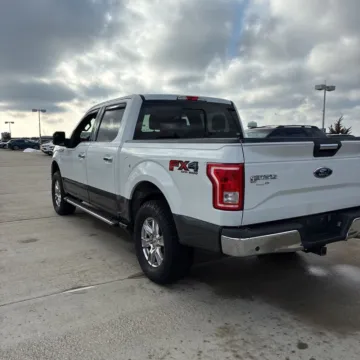 More photos of 2016 Ford F-150 XLT at Indy Auto Man - Indianapolis, IN