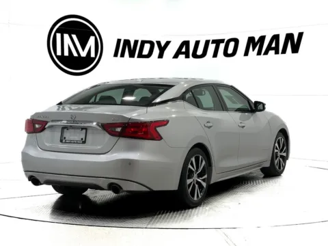 More photos of 2017 Nissan Maxima 3.5 SV at Indy Auto Man - Indianapolis, IN