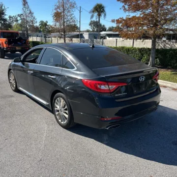 More photos of 2015 Hyundai Sonata Limited at Indy Auto Man - Indianapolis, IN