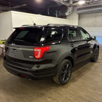 Another view of 2019 Ford Explorer XLT for sale in Indianapolis, IN at Indy Auto Man - Indianapolis