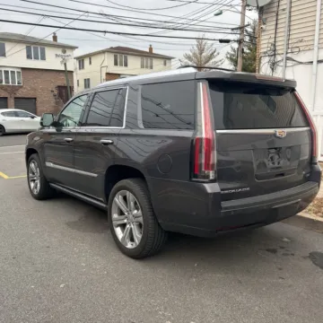 More photos of 2017 Cadillac Escalade Premium Luxury at Indy Auto Man - Indianapolis, IN