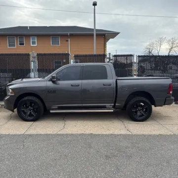 More photos of 2018 Ram 1500 Night at Indy Auto Man - Indianapolis, IN