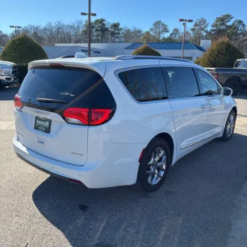 Another view of 2017 Chrysler Pacifica Limited for sale in Indianapolis, IN at Indy Auto Man - Indianapolis