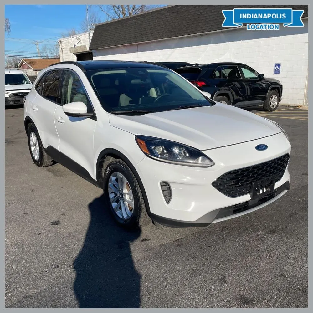 2020 Ford Escape SE
