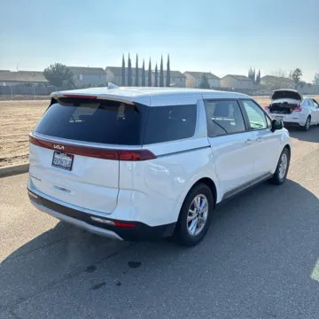 Another view of 2022 Kia Carnival LXS for sale in Indianapolis, IN at Indy Auto Man - Indianapolis