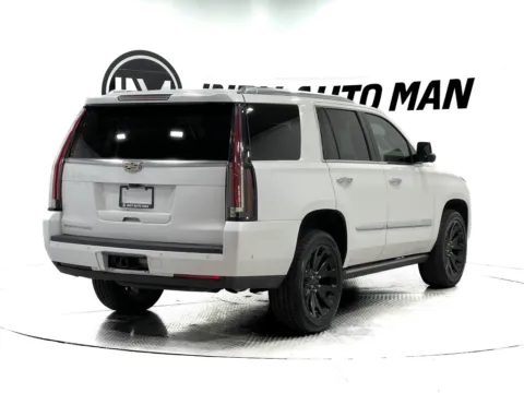 More photos of 2019 Cadillac Escalade Platinum Edition at Indy Auto Man - Indianapolis, IN