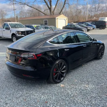 More photos of 2020 Tesla Model 3 Performance at Indy Auto Man - Indianapolis, IN