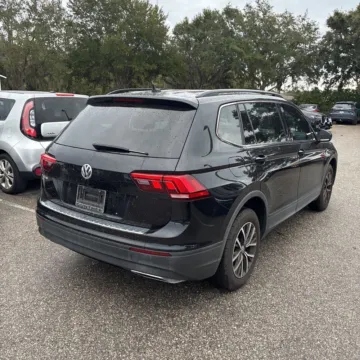 Another view of 2019 Volkswagen Tiguan 2.0T SE for sale in Indianapolis, IN at Indy Auto Man - Indianapolis