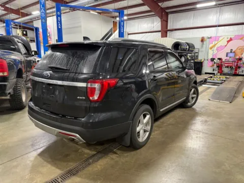 Another view of 2016 Ford Explorer XLT for sale in Indianapolis, IN at Indy Auto Man - Indianapolis