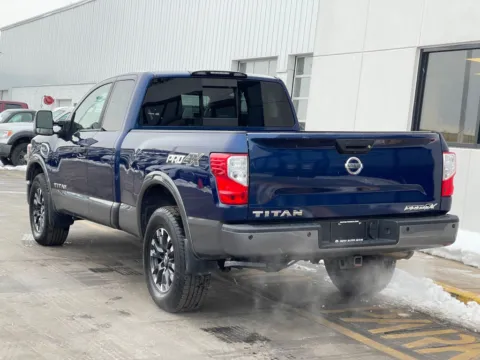 More photos of 2017 Nissan Titan PRO-4X at Indy Auto Man - Indianapolis, IN