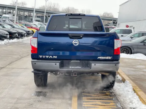 More photos of 2017 Nissan Titan PRO-4X at Indy Auto Man - Indianapolis, IN