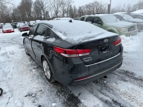 More photos of 2018 Kia Optima LX at Indy Auto Man - Indianapolis, IN