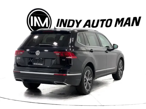 More photos of 2018 Volkswagen Tiguan 2.0T SEL at Indy Auto Man - Indianapolis, IN