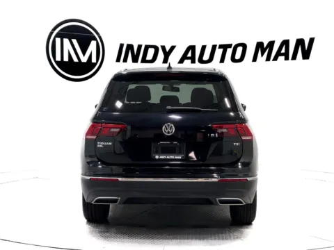 More photos of 2018 Volkswagen Tiguan 2.0T SEL at Indy Auto Man - Indianapolis, IN