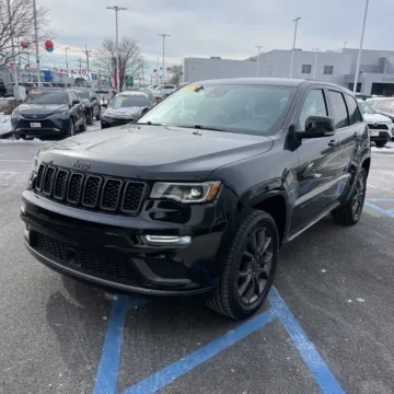 Photos of 2021 Jeep Grand Cherokee High Altitude for sale in Indianapolis, IN at Indy Auto Man - Indianapolis