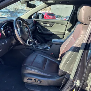 More photos of 2020 Chevrolet Blazer RS at Indy Auto Man - Indianapolis, IN