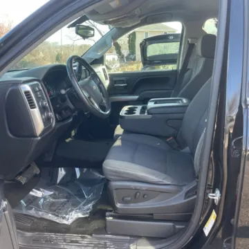 More photos of 2017 Chevrolet Silverado 1500 LT LT1 at Indy Auto Man - Indianapolis, IN