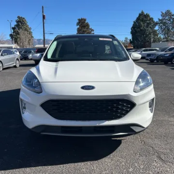 Photos of 2022 Ford Escape SEL for sale in Indianapolis, IN at Indy Auto Man - Indianapolis