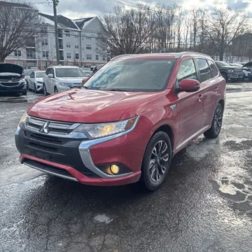 Photos of 2018 Mitsubishi Outlander PHEV SEL for sale in Indianapolis, IN at Indy Auto Man - Indianapolis