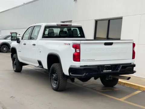 More photos of 2021 Chevrolet Silverado 3500HD Work Truck at Indy Auto Man - Indianapolis, IN