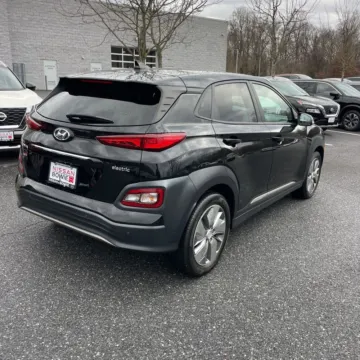 Another view of 2021 Hyundai Kona Electric Ultimate for sale in Indianapolis, IN at Indy Auto Man - Indianapolis