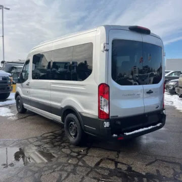 More photos of 2022 Ford Transit-350 XLT at Indy Auto Man - Indianapolis, IN