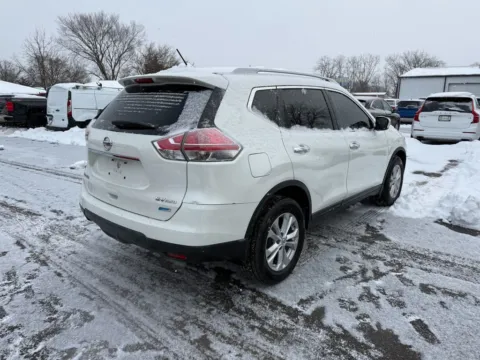 Another view of 2015 Nissan Rogue for sale in Indianapolis, IN at Indy Auto Man - Indianapolis