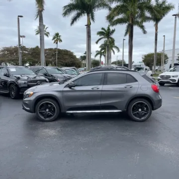 More photos of 2017 Mercedes-Benz GLA 250 at Indy Auto Man - Indianapolis, IN