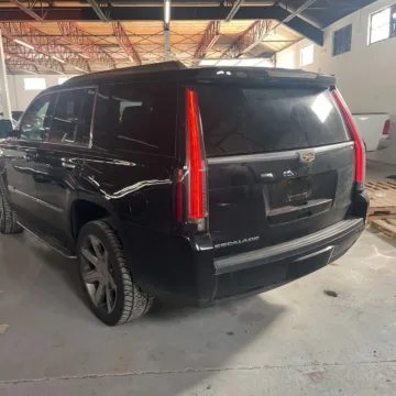 More photos of 2017 Cadillac Escalade Luxury at Indy Auto Man - Indianapolis, IN