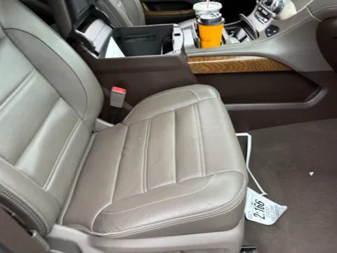 More photos of 2020 GMC Yukon XL Denali at Indy Auto Man - Indianapolis, IN