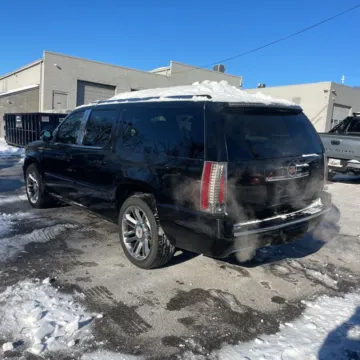 More photos of 2014 Cadillac Escalade ESV Premium at Indy Auto Man - Indianapolis, IN
