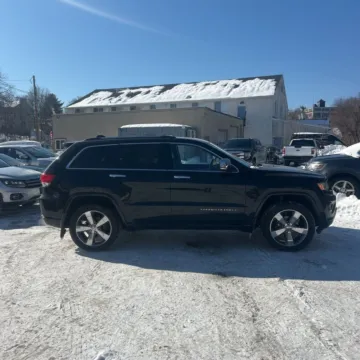 Another view of 2016 Jeep Grand Cherokee Overland for sale in Indianapolis, IN at Indy Auto Man - Indianapolis
