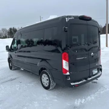 More photos of 2022 Ford Transit-350 XLT at Indy Auto Man - Indianapolis, IN